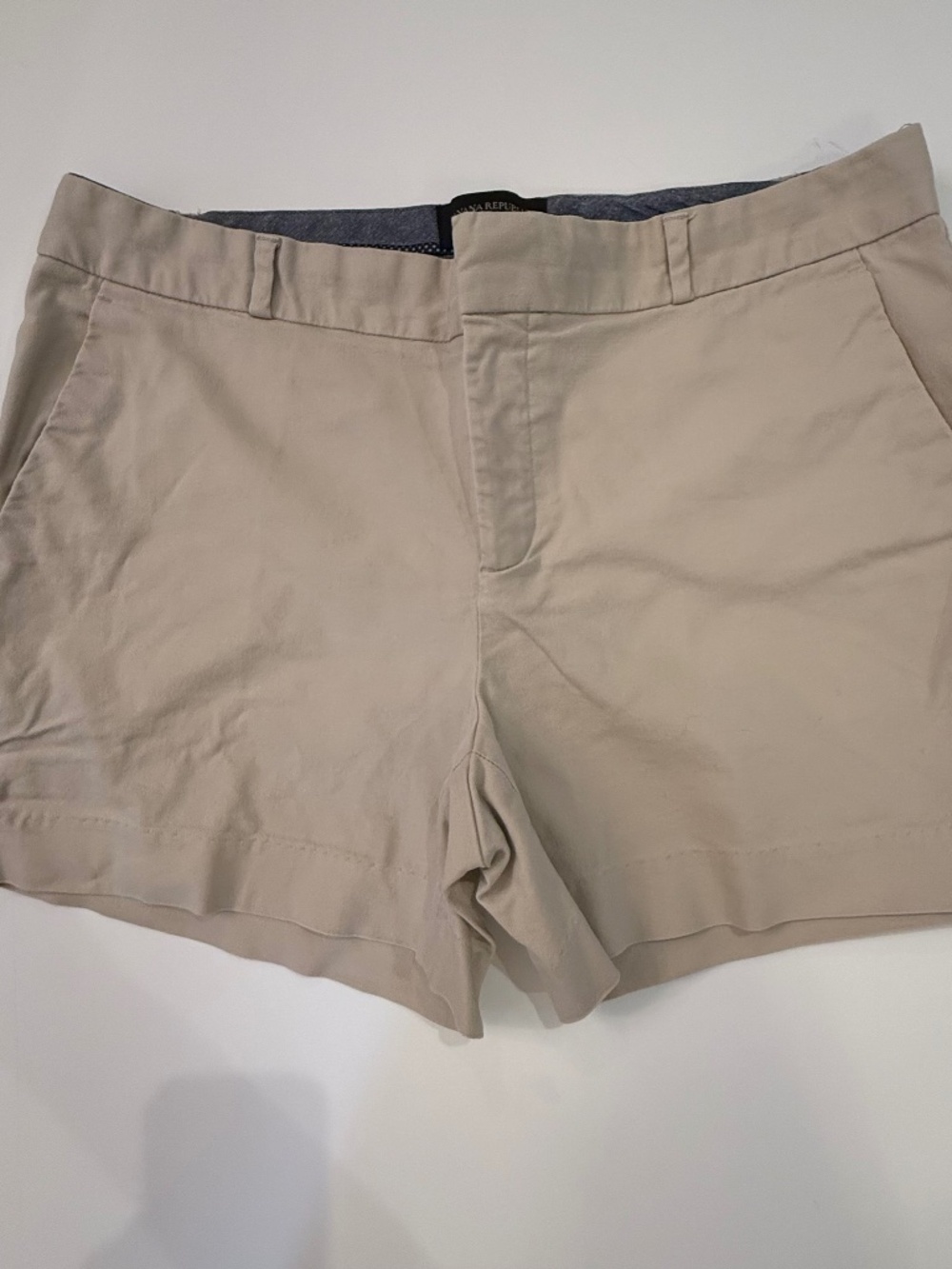 Banana Republic Factory Chino Shorts, size 10